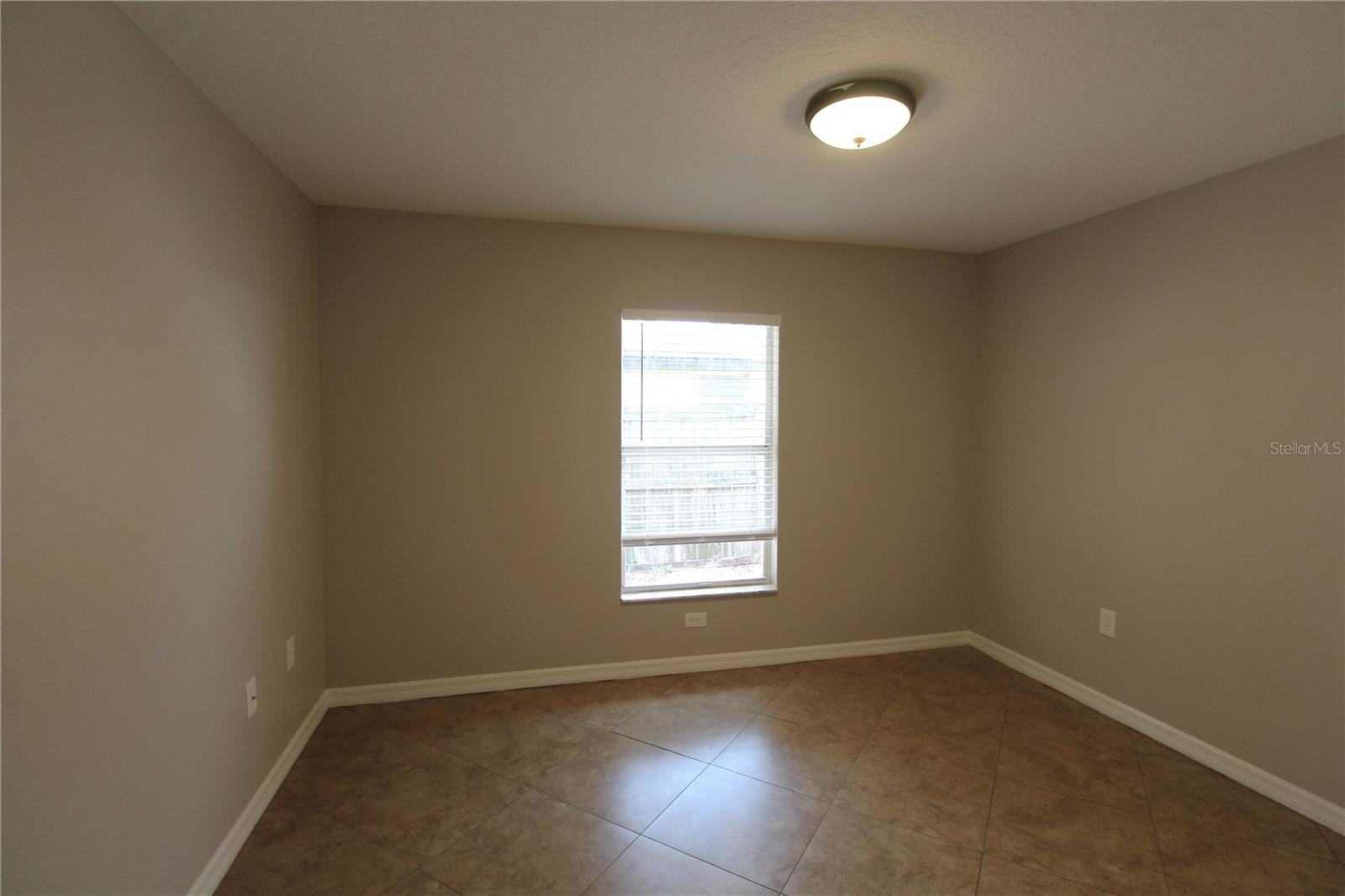 Image 8 of 12 For 5443 Altoona Street