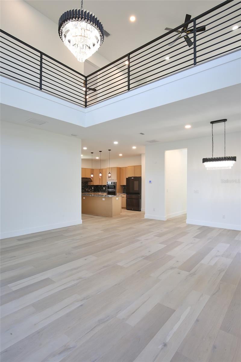 Image 16 of 58 For 2335 Oak Terrace