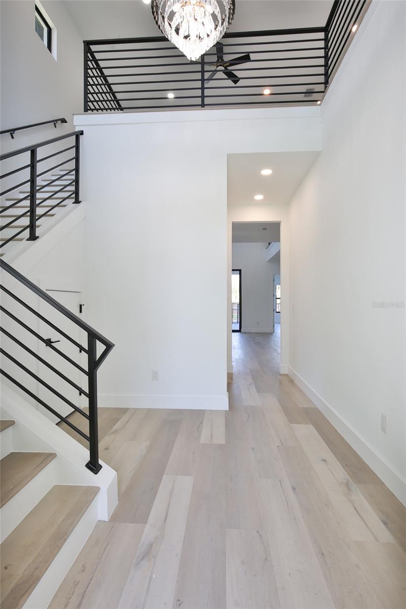 Image 6 of 58 For 2335 Oak Terrace