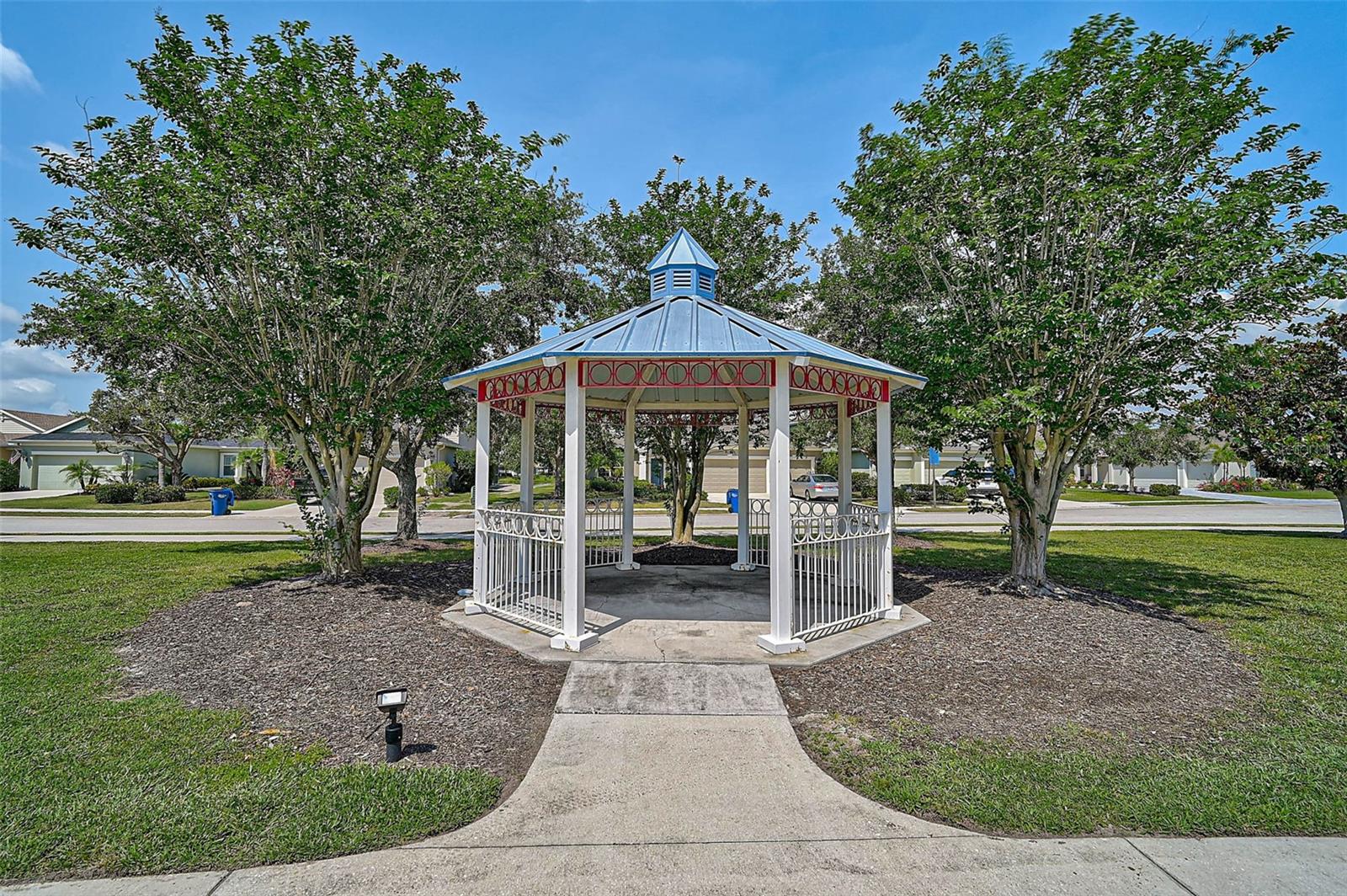 Image 31 of 59 For 12149 Forest Park Circle