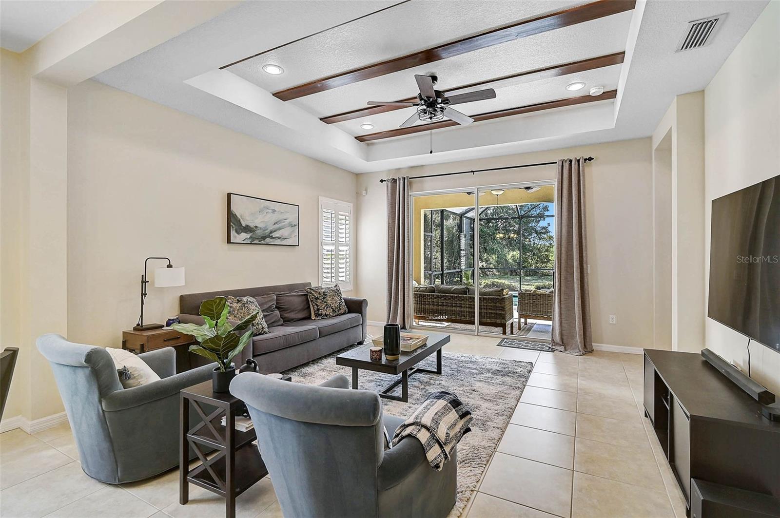 Image 8 of 59 For 12149 Forest Park Circle