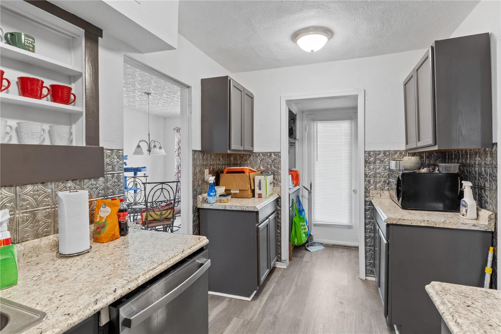 Image 19 of 28 For 1110 27th Avenue W