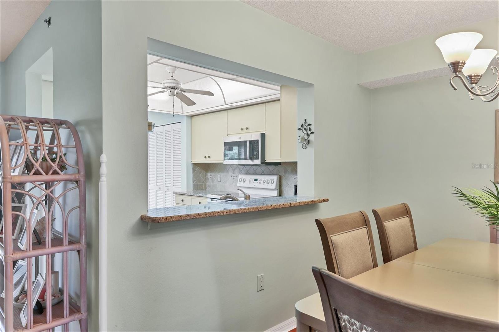 Image 12 of 31 For 7301 29th Avenue Drive W 108