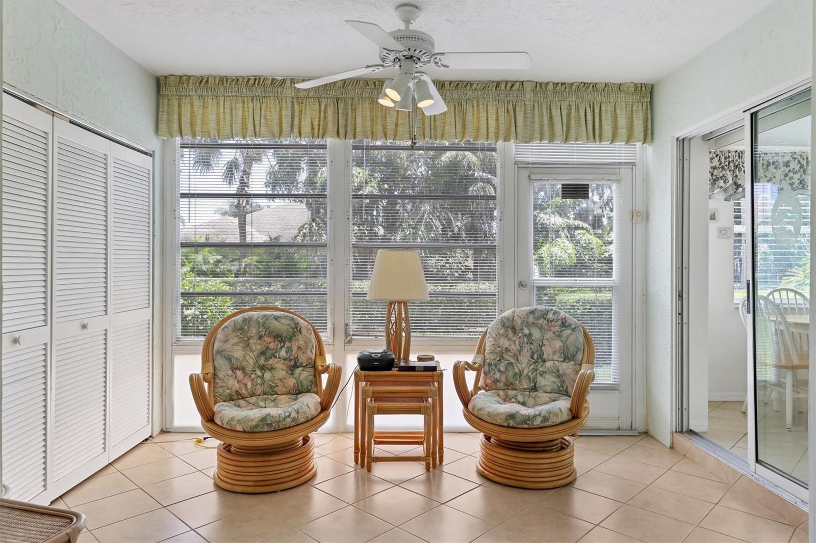 Image 9 of 31 For 7301 29th Avenue Drive W 108