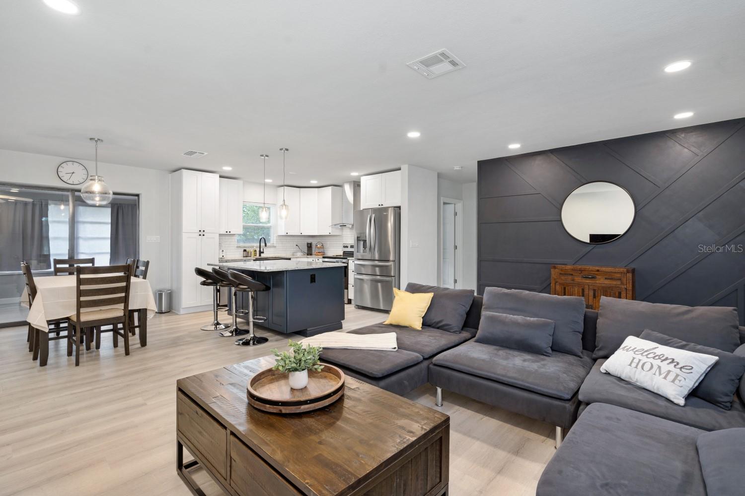 Image 3 of 34 For 3303 32nd Street W