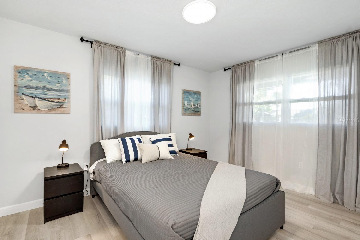 Image 32 of 34 For 3303 32nd Street W