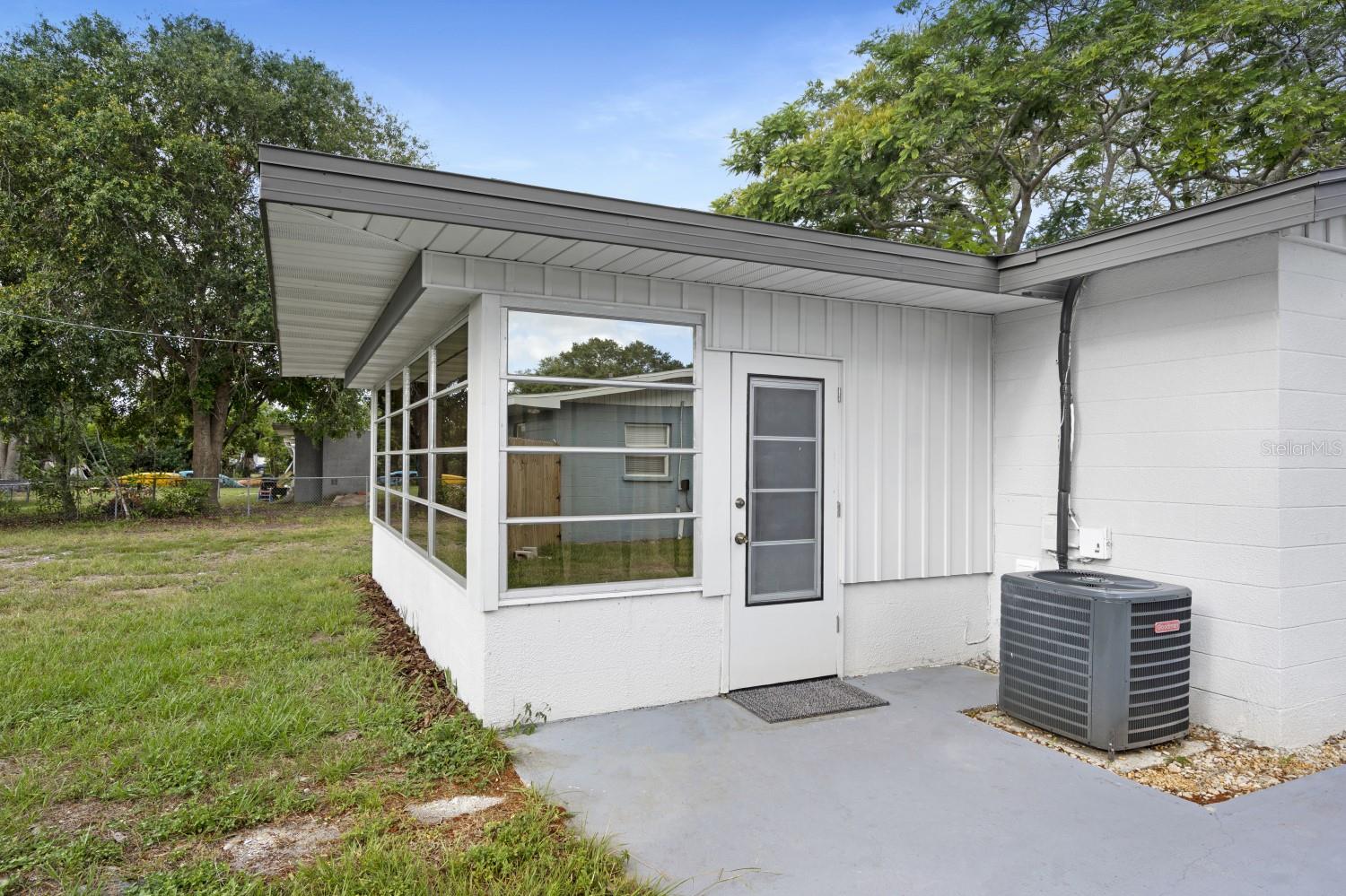 Image 33 of 34 For 3303 32nd Street W