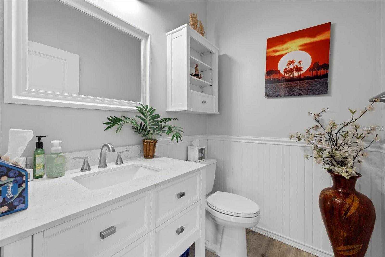 Listing photo id 53 for 2438 Baywood Drive W