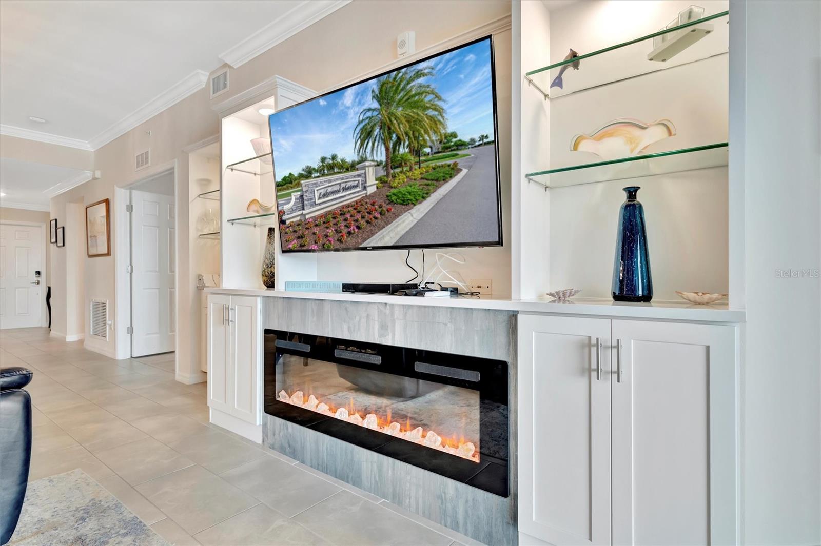 Image 17 of 62 For 5624 Palmer Circle 101