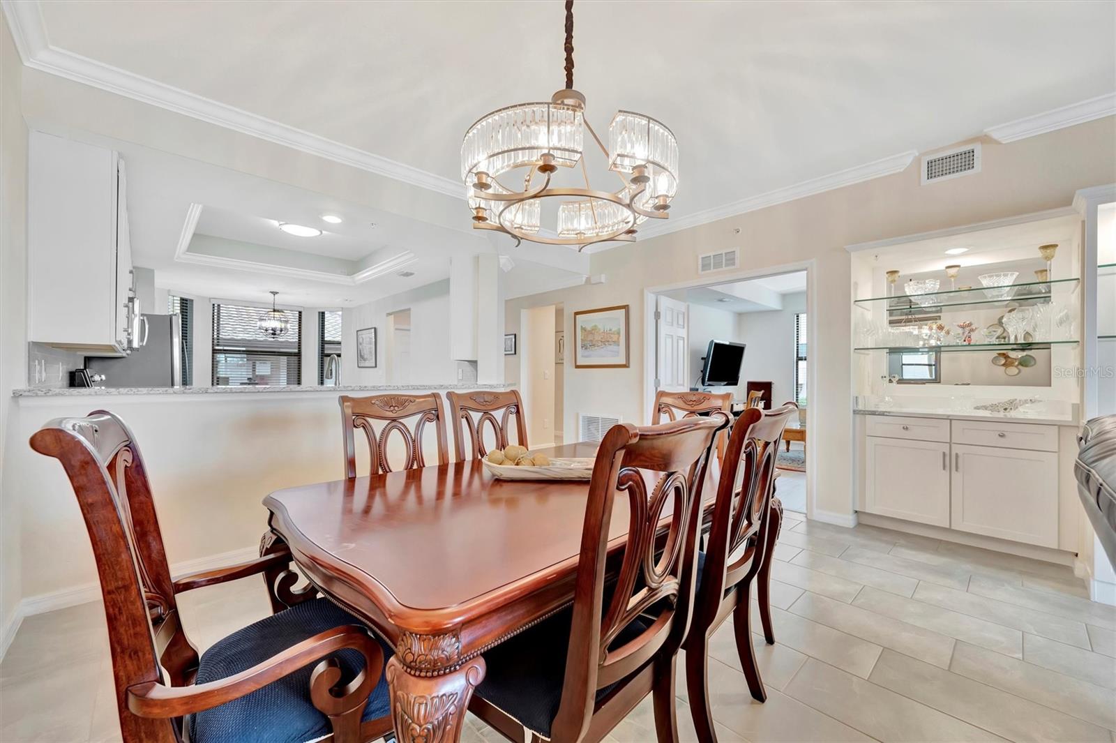 Image 23 of 62 For 5624 Palmer Circle 101