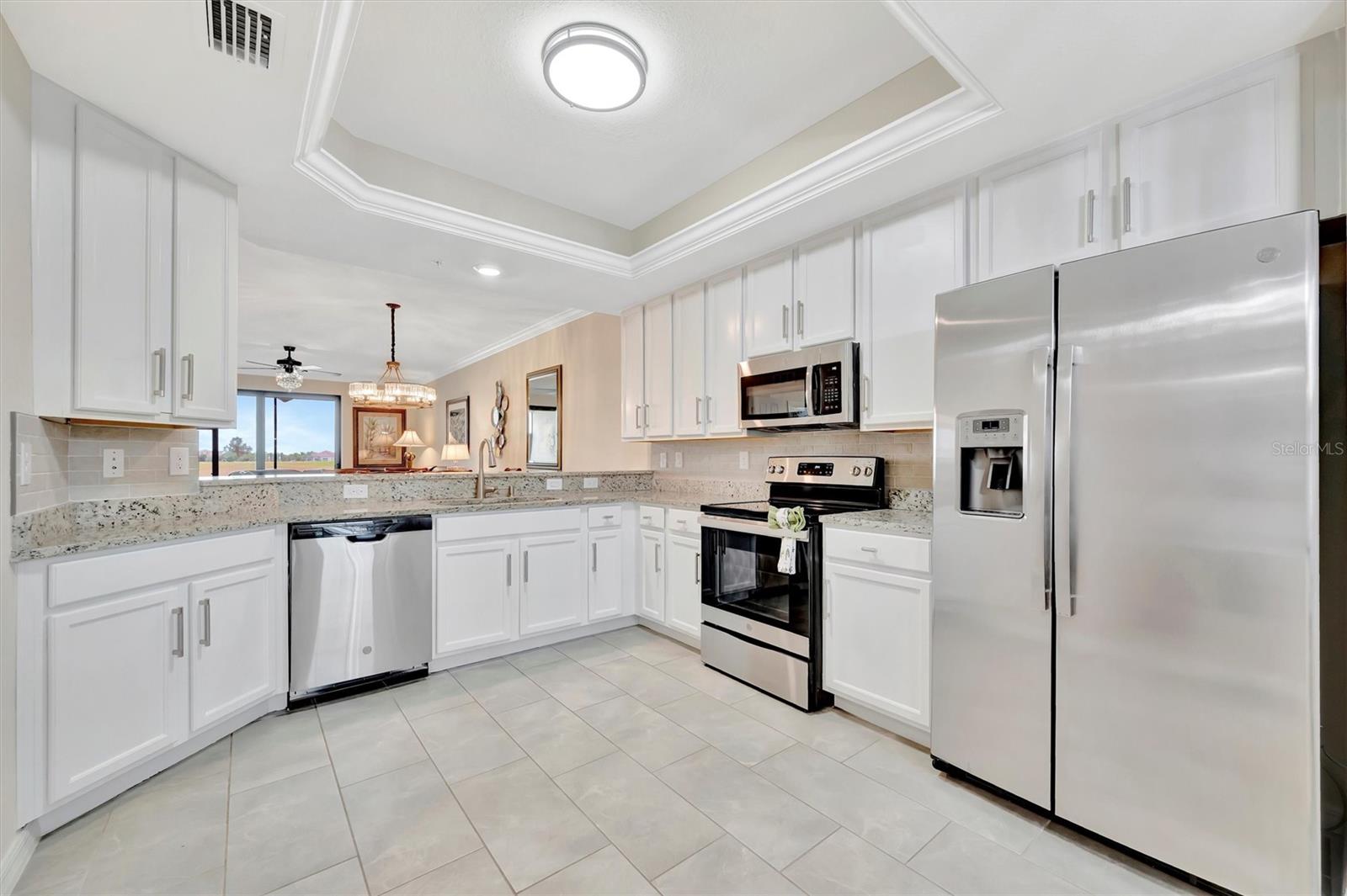 Image 9 of 62 For 5624 Palmer Circle 101