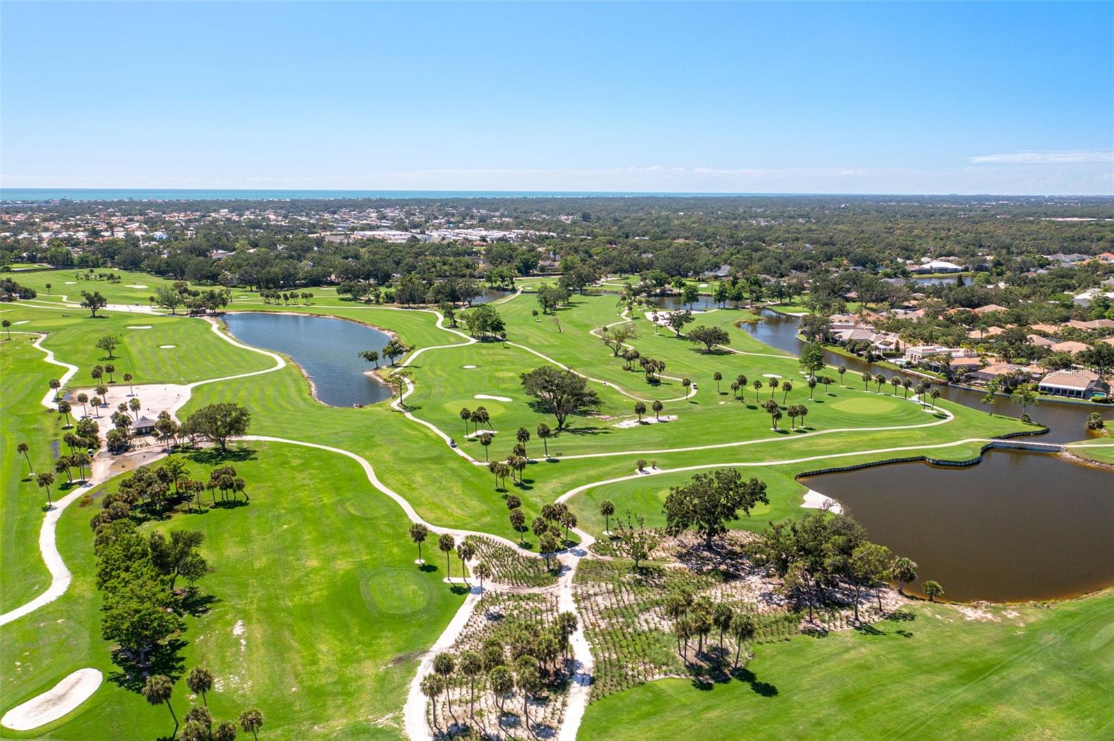Image 75 of 83 For 52 Grande Fairway