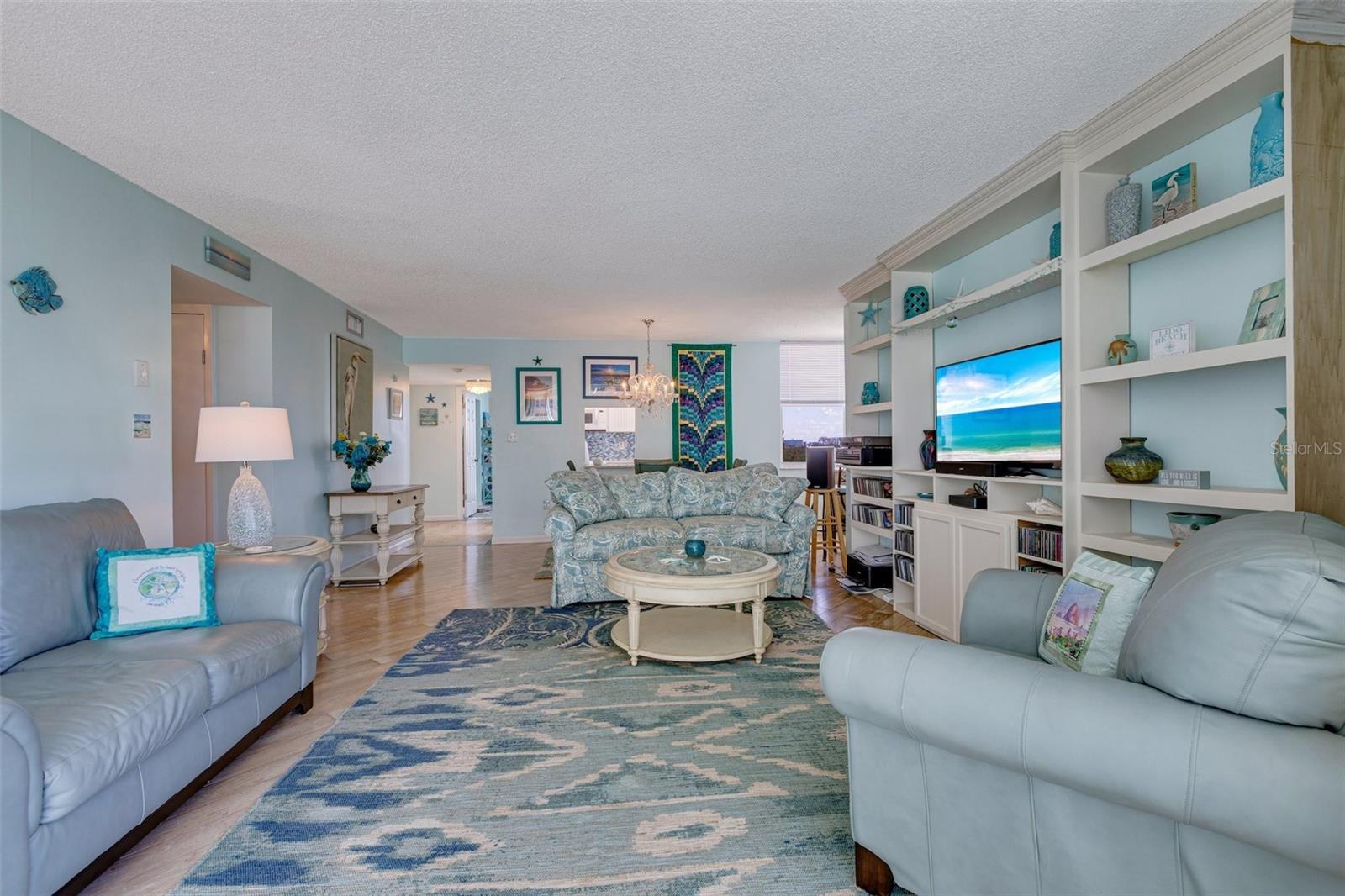 Image 11 of 53 For 1770 Benjamin Franklin Drive 407