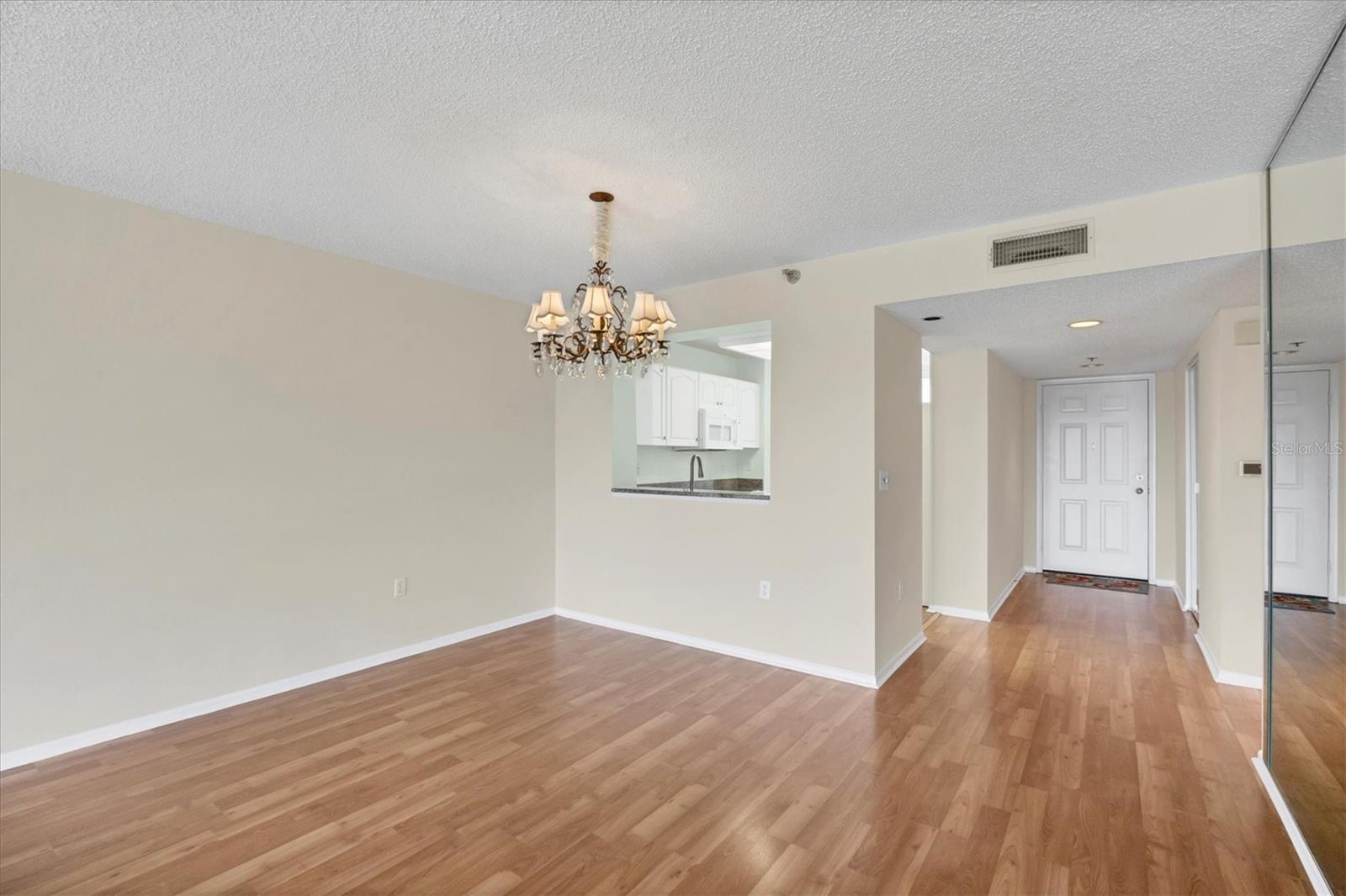 Image 19 of 54 For 3750 Pinebrook Circle 405