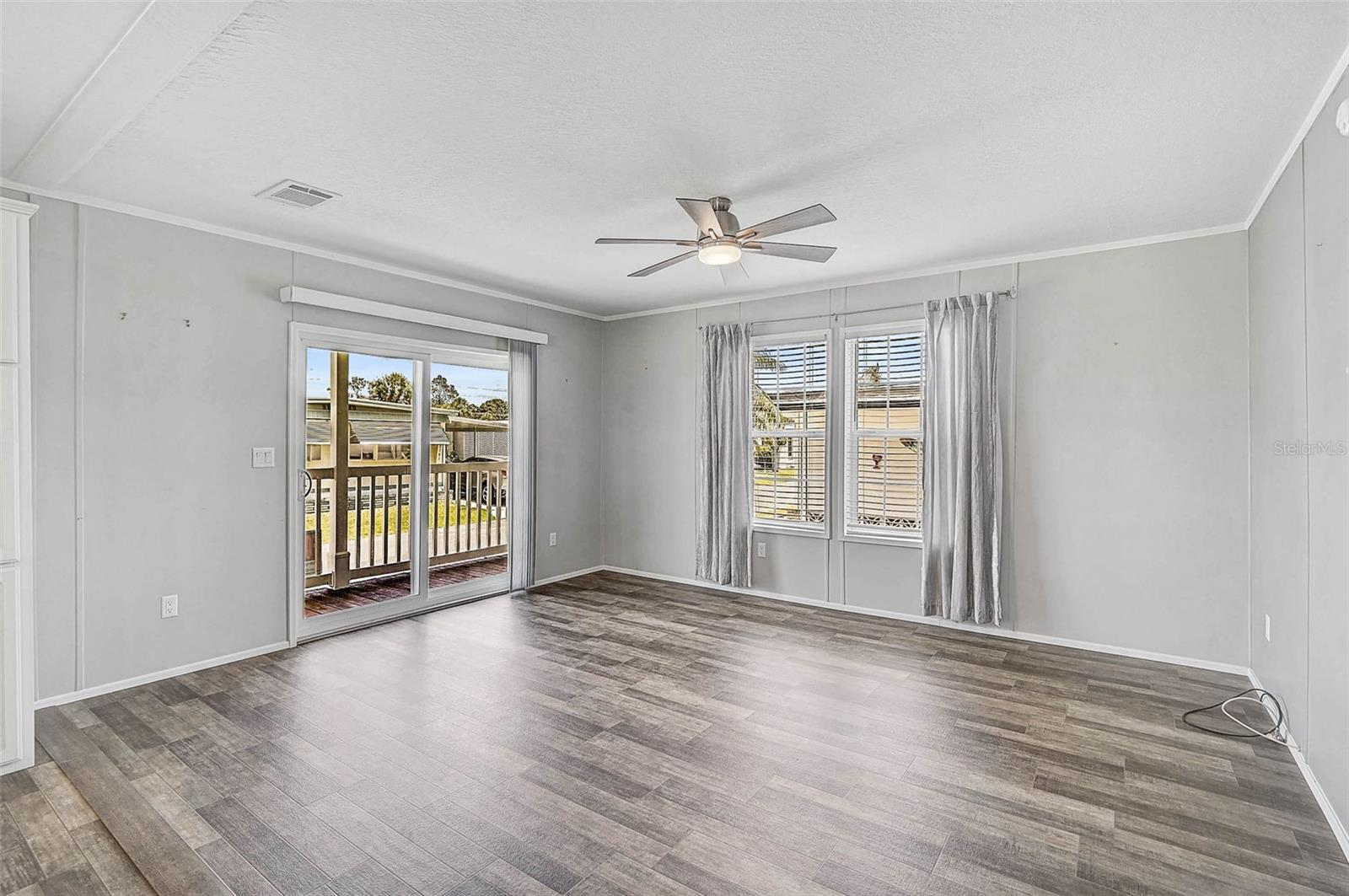 Image 11 of 25 For 2160 Palazza Drive