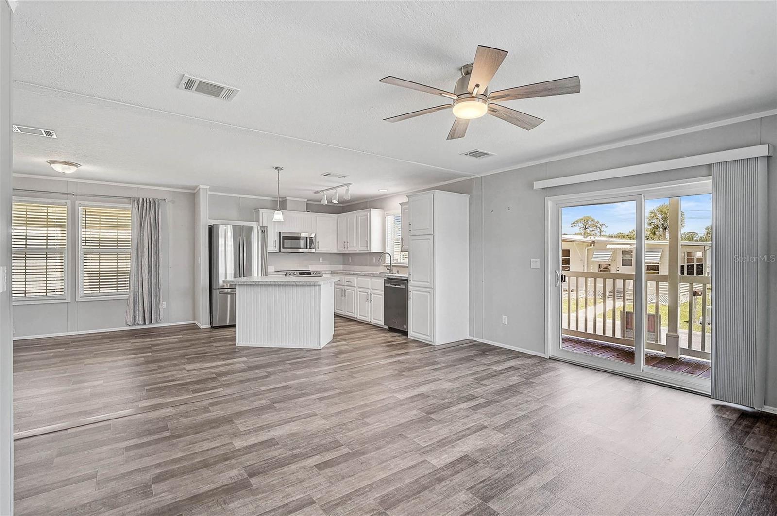 Image 13 of 25 For 2160 Palazza Drive