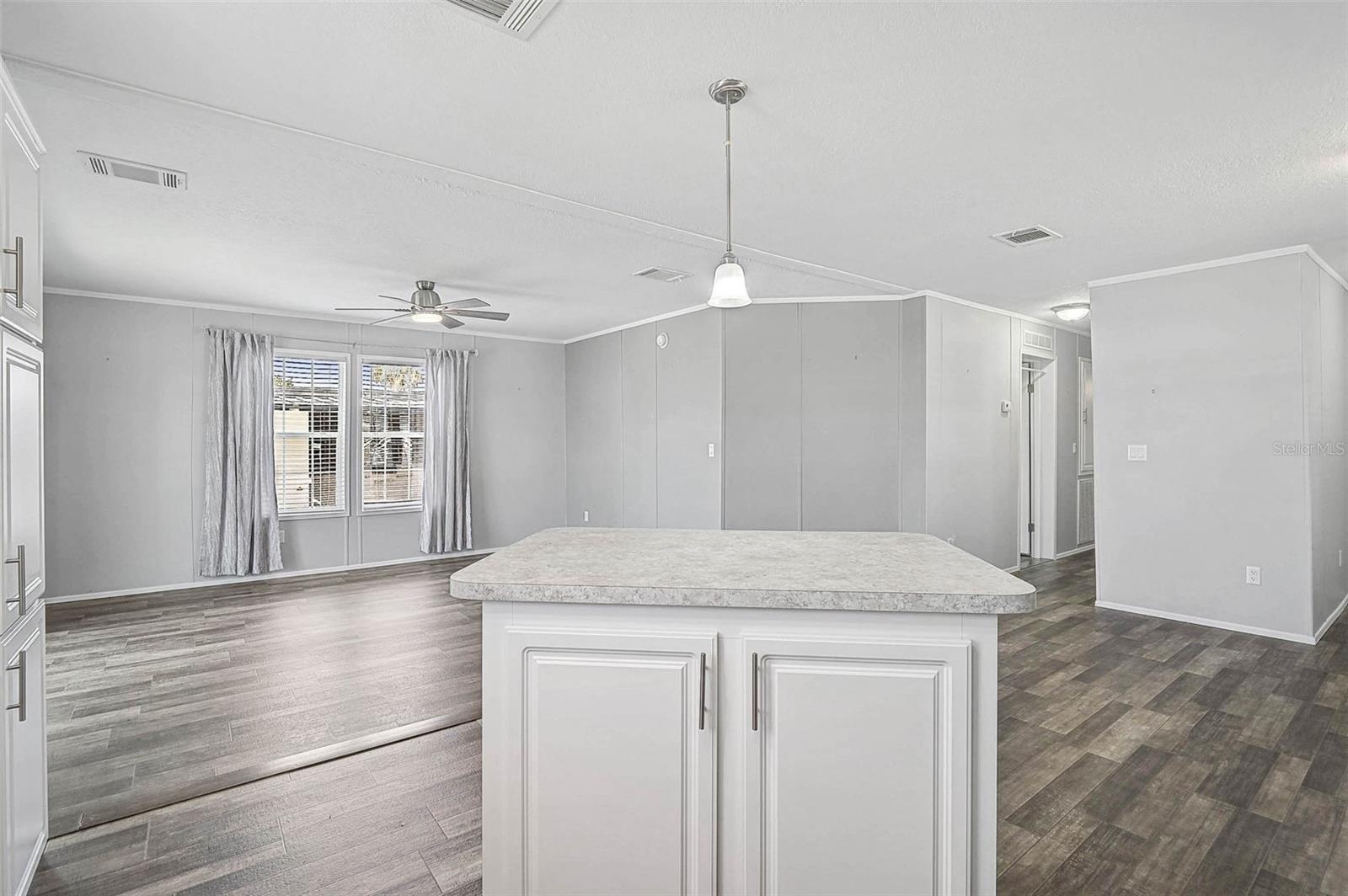 Image 7 of 25 For 2160 Palazza Drive