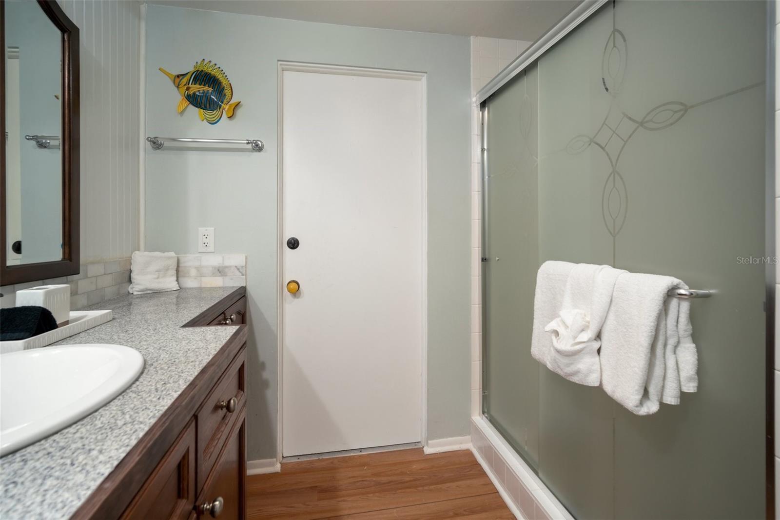Image 11 of 81 For 7202 18th Avenue Nw