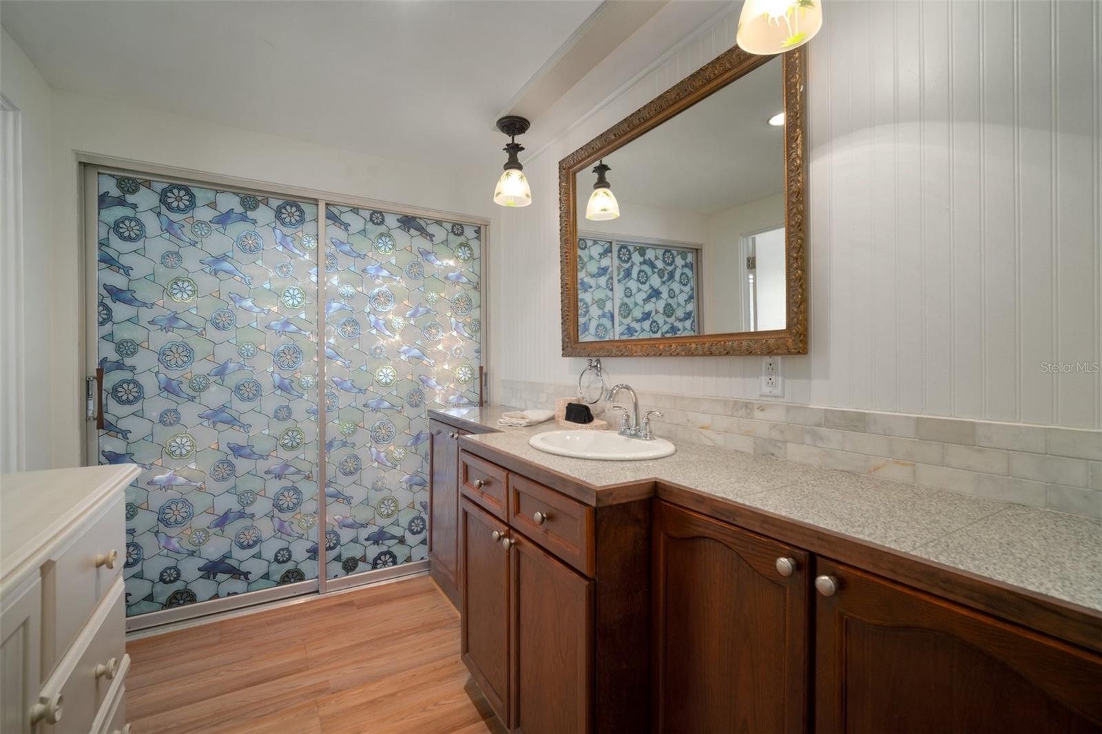 Image 7 of 81 For 7202 18th Avenue Nw