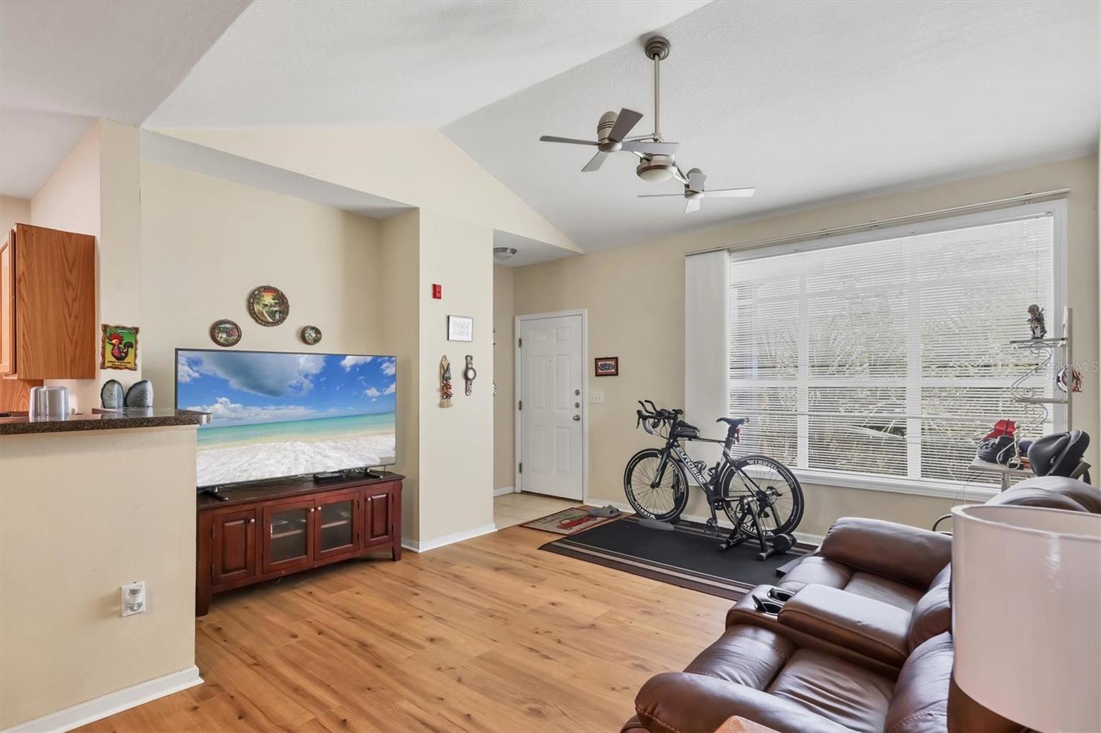 Image 5 of 34 For 4802 51st Street W 1711