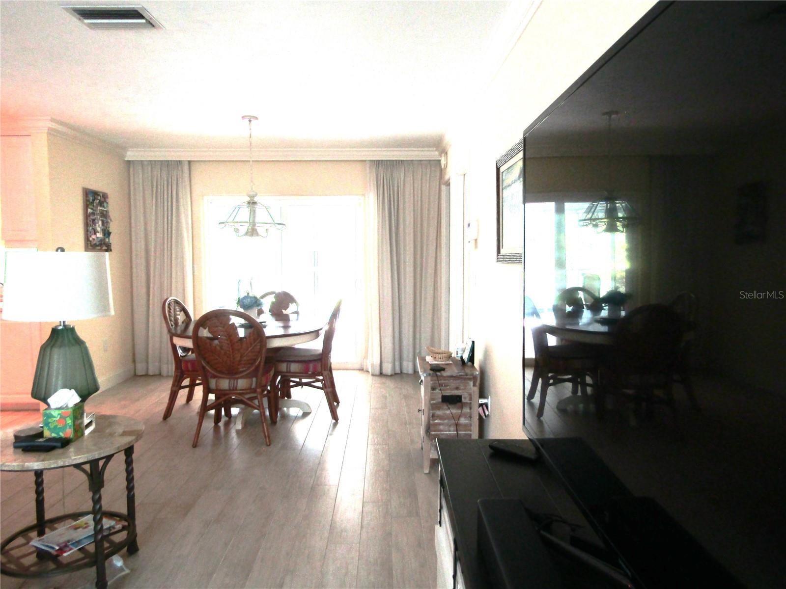 Image 11 of 26 For 4700 Greencroft Road