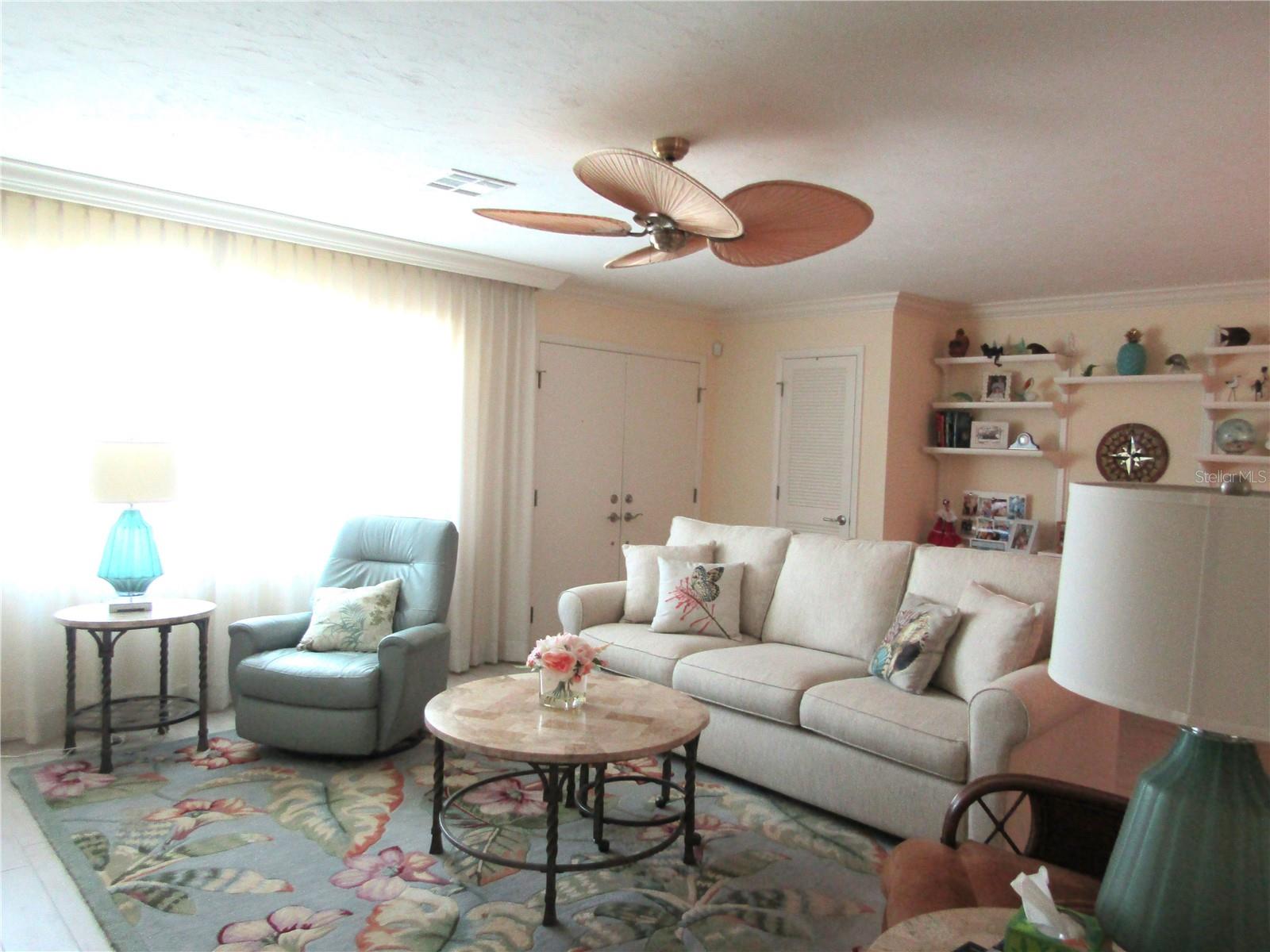 Image 5 of 26 For 4700 Greencroft Road