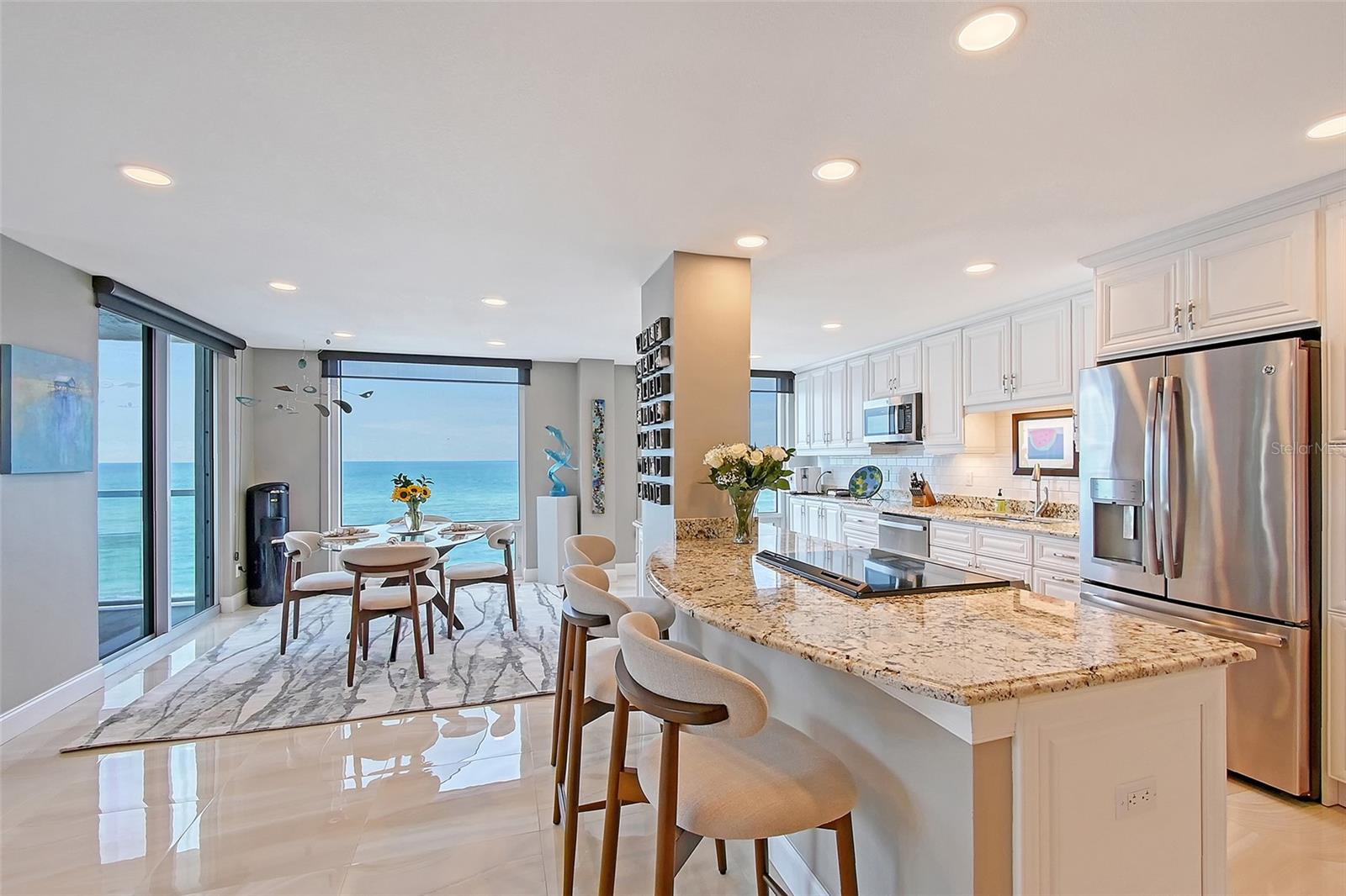 Listing photo id 6 for 2425 Gulf Of Mexico Drive 6a