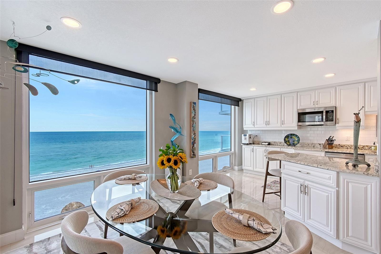 Listing photo id 7 for 2425 Gulf Of Mexico Drive 6a