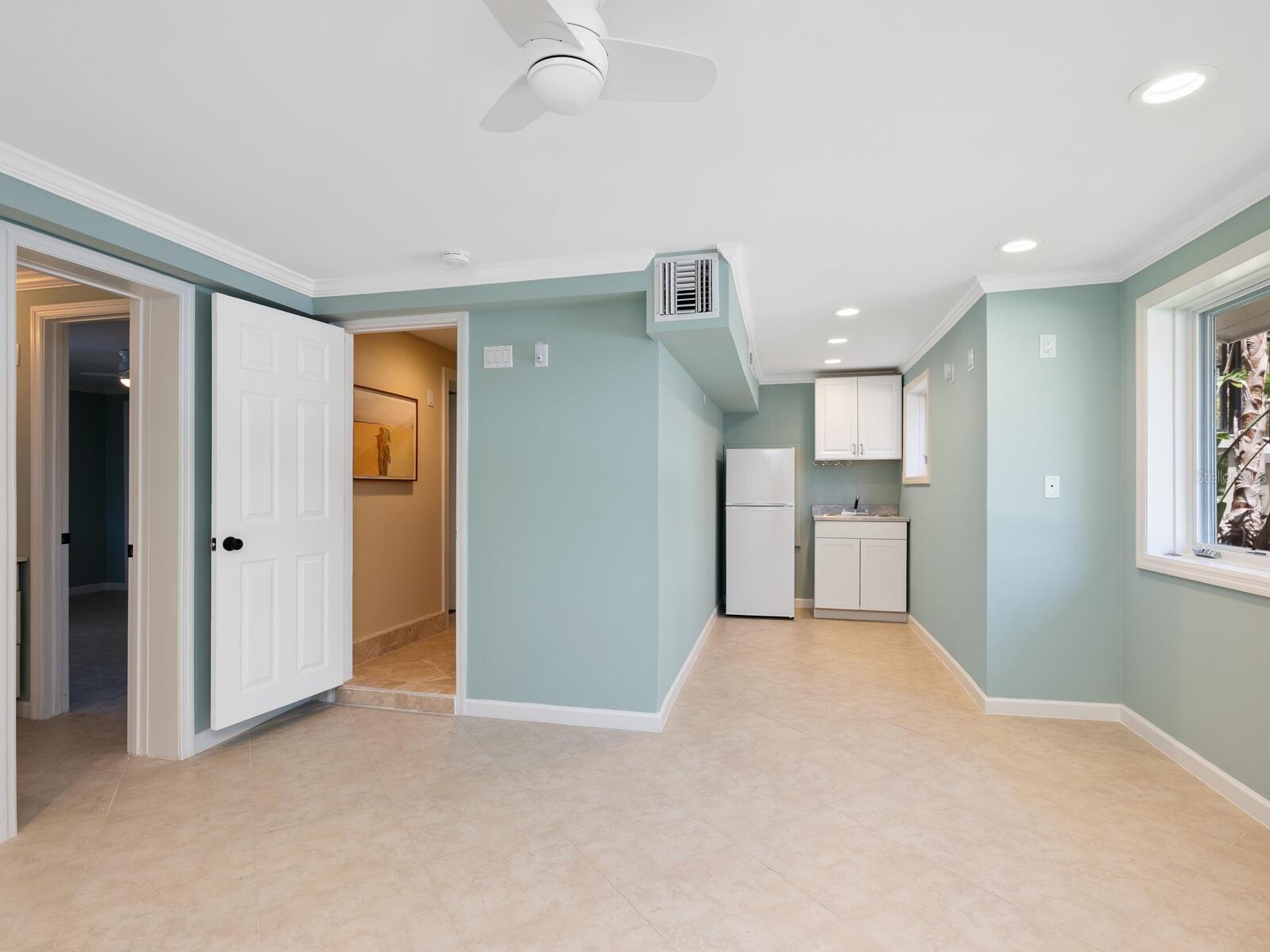 Image 35 of 66 For 7320 Melaleuca Way