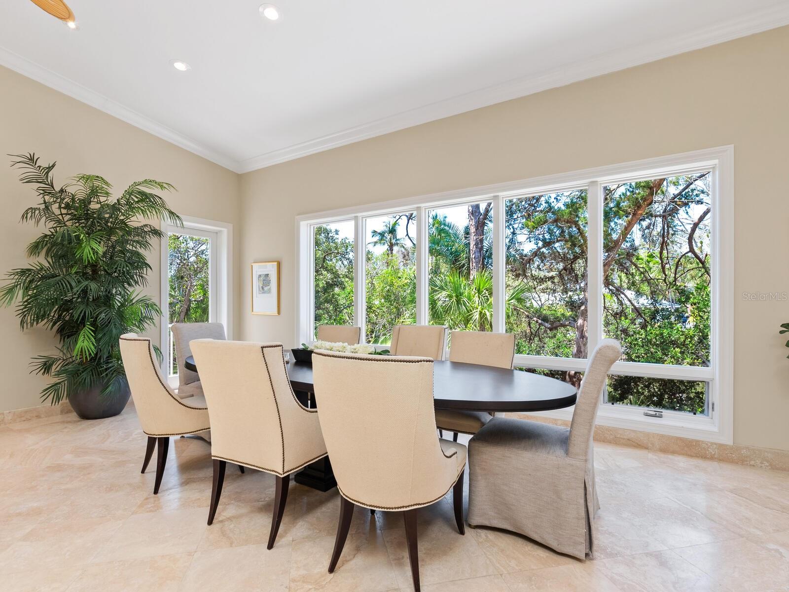 Image 4 of 66 For 7320 Melaleuca Way