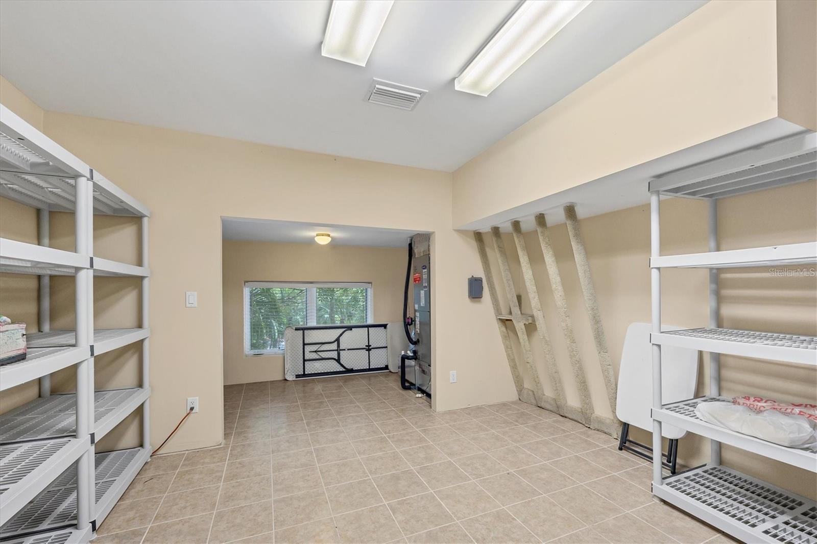 Image 44 of 66 For 7320 Melaleuca Way