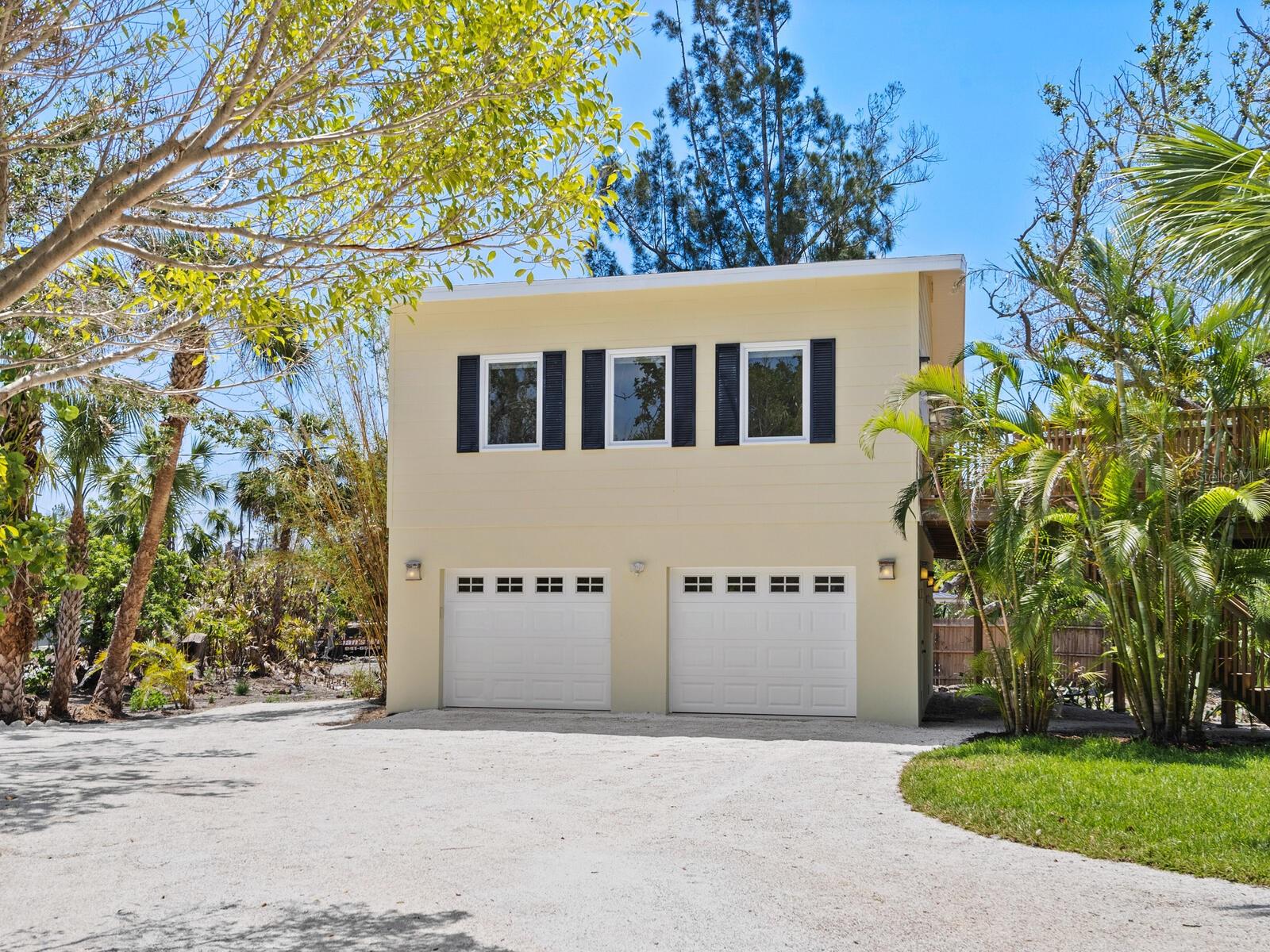 Image 45 of 66 For 7320 Melaleuca Way