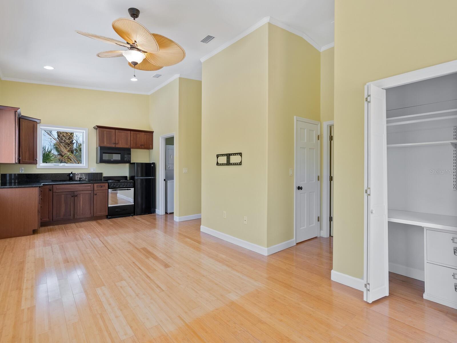 Image 49 of 66 For 7320 Melaleuca Way