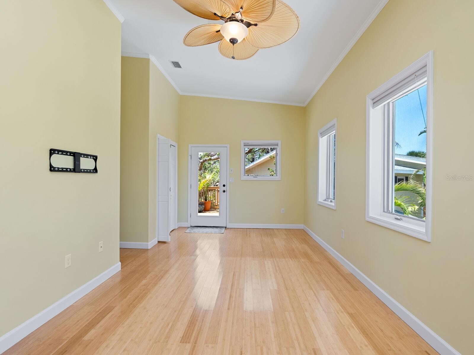 Image 51 of 66 For 7320 Melaleuca Way
