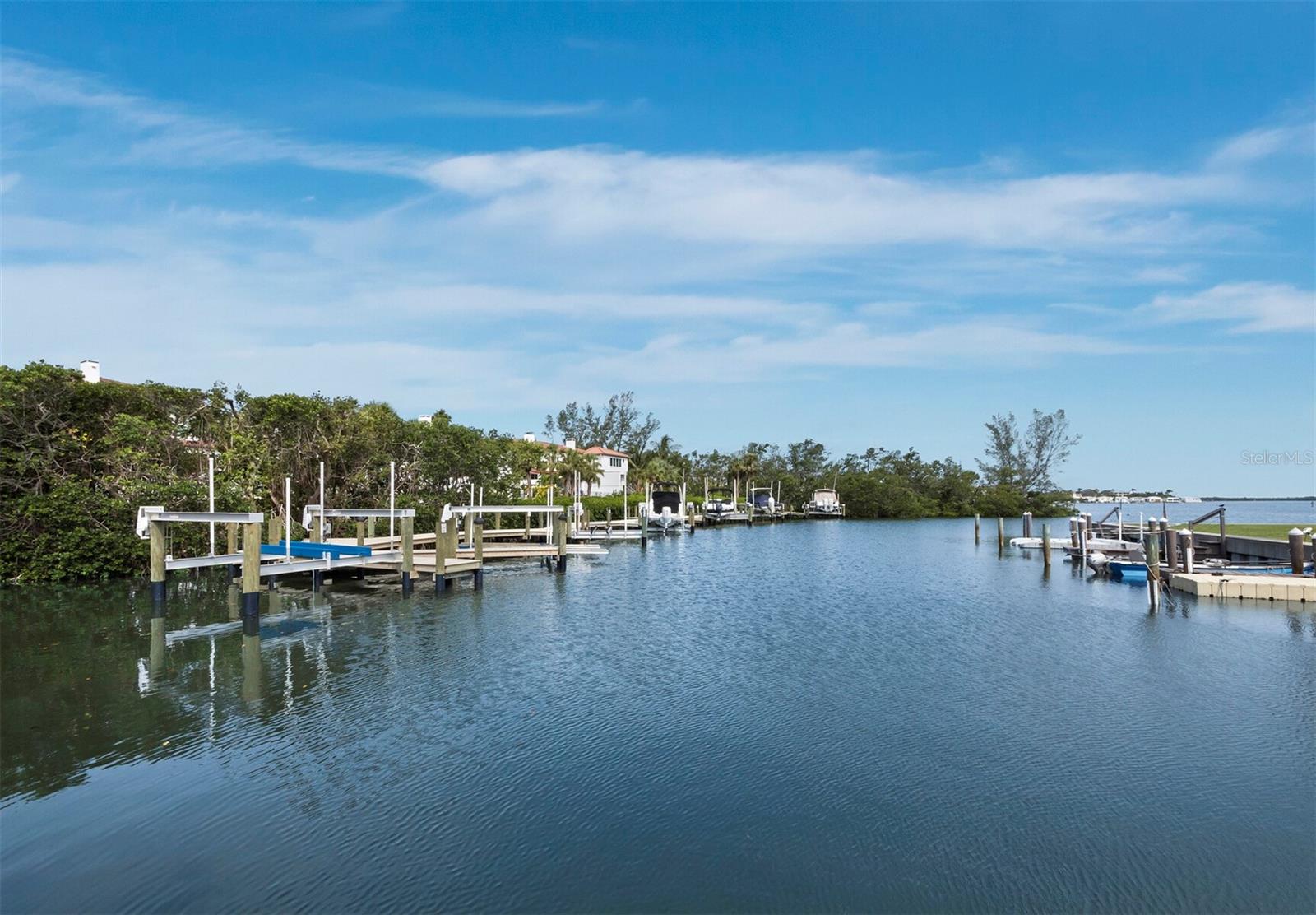 Image 30 of 41 For 3320 Gulf Of Mexico Drive 208c