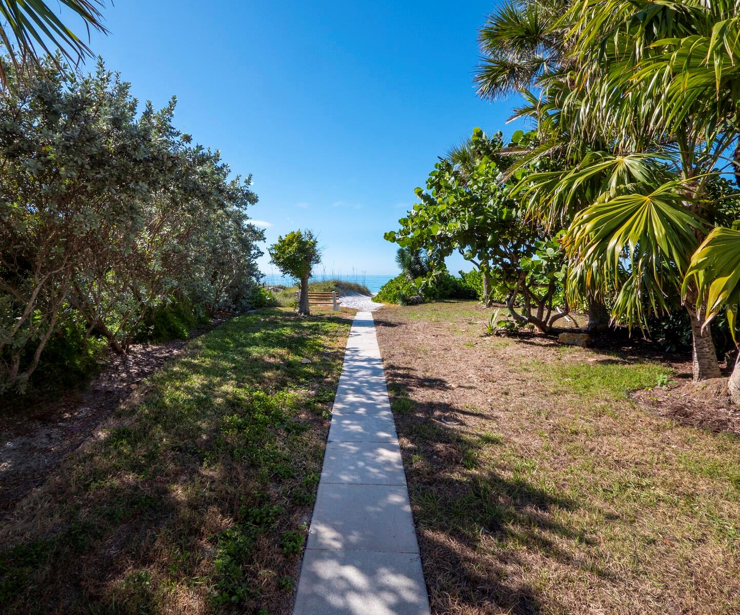 Image 34 of 41 For 3320 Gulf Of Mexico Drive 208c