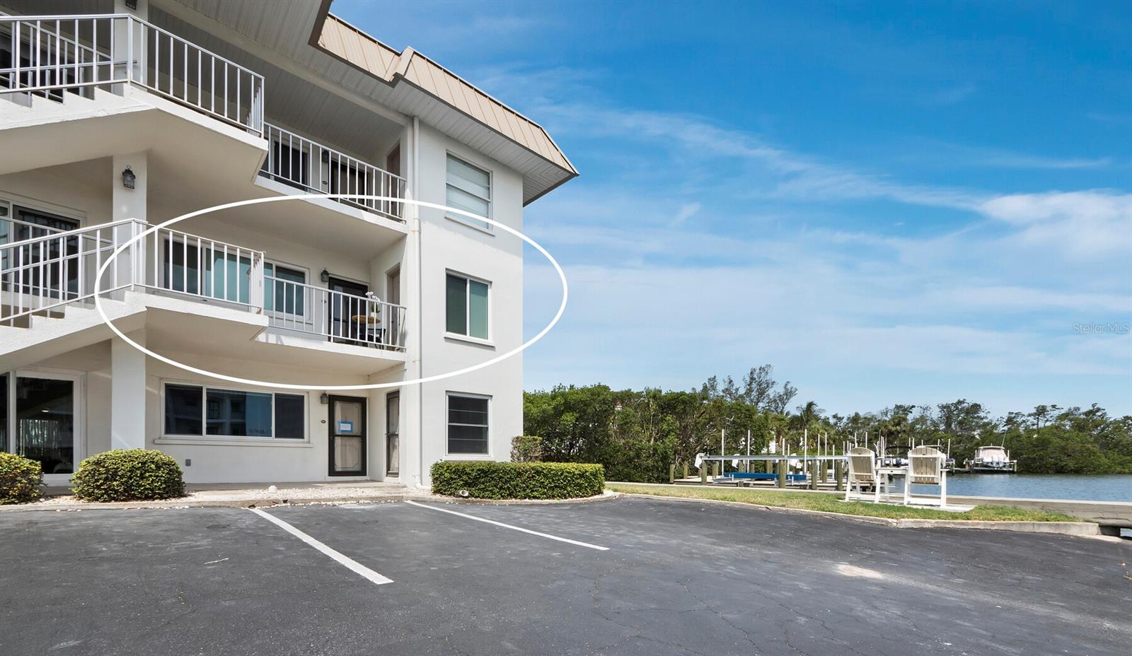 Image 4 of 41 For 3320 Gulf Of Mexico Drive 208c