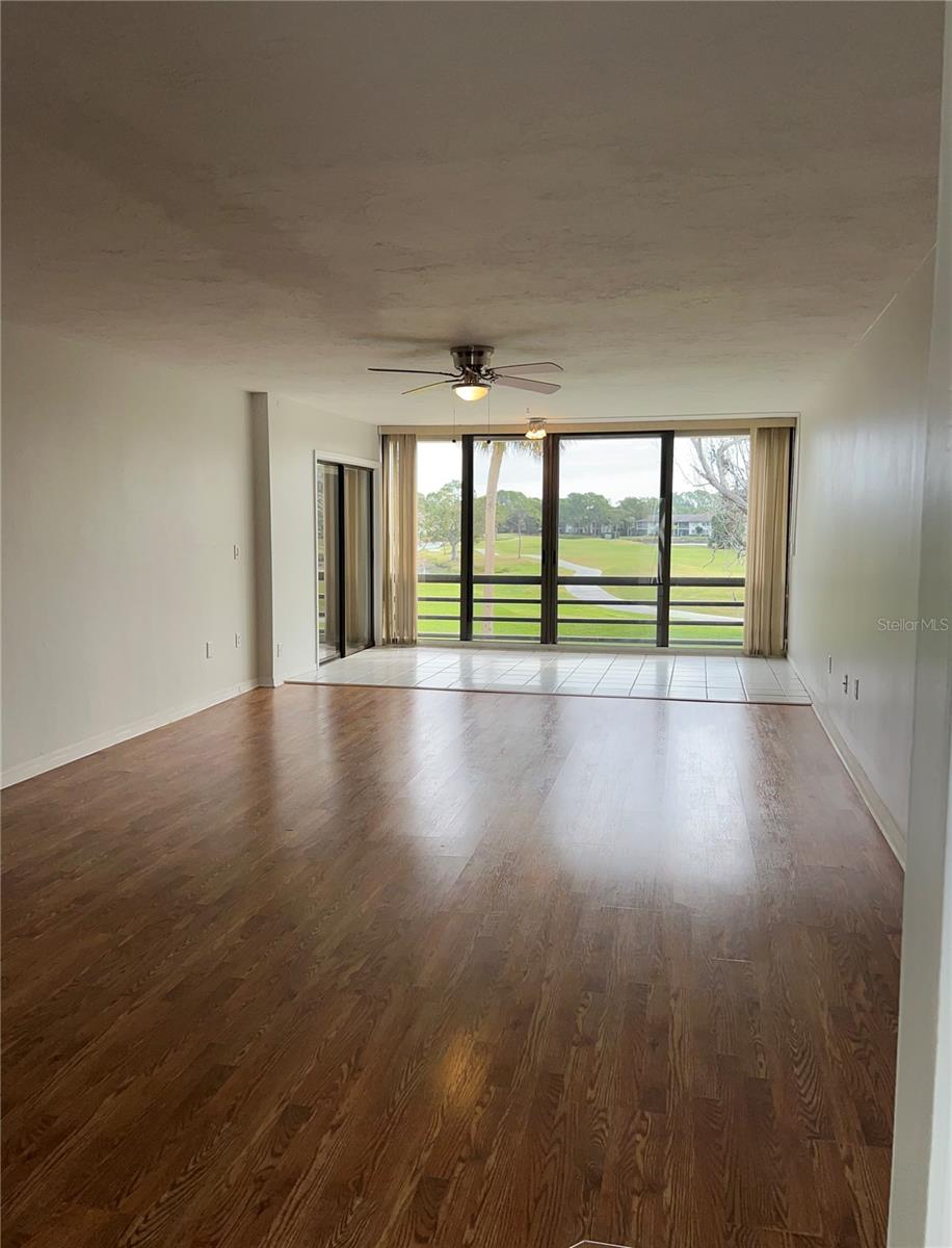 Image 4 of 17 For 3534 Richwood Link  44