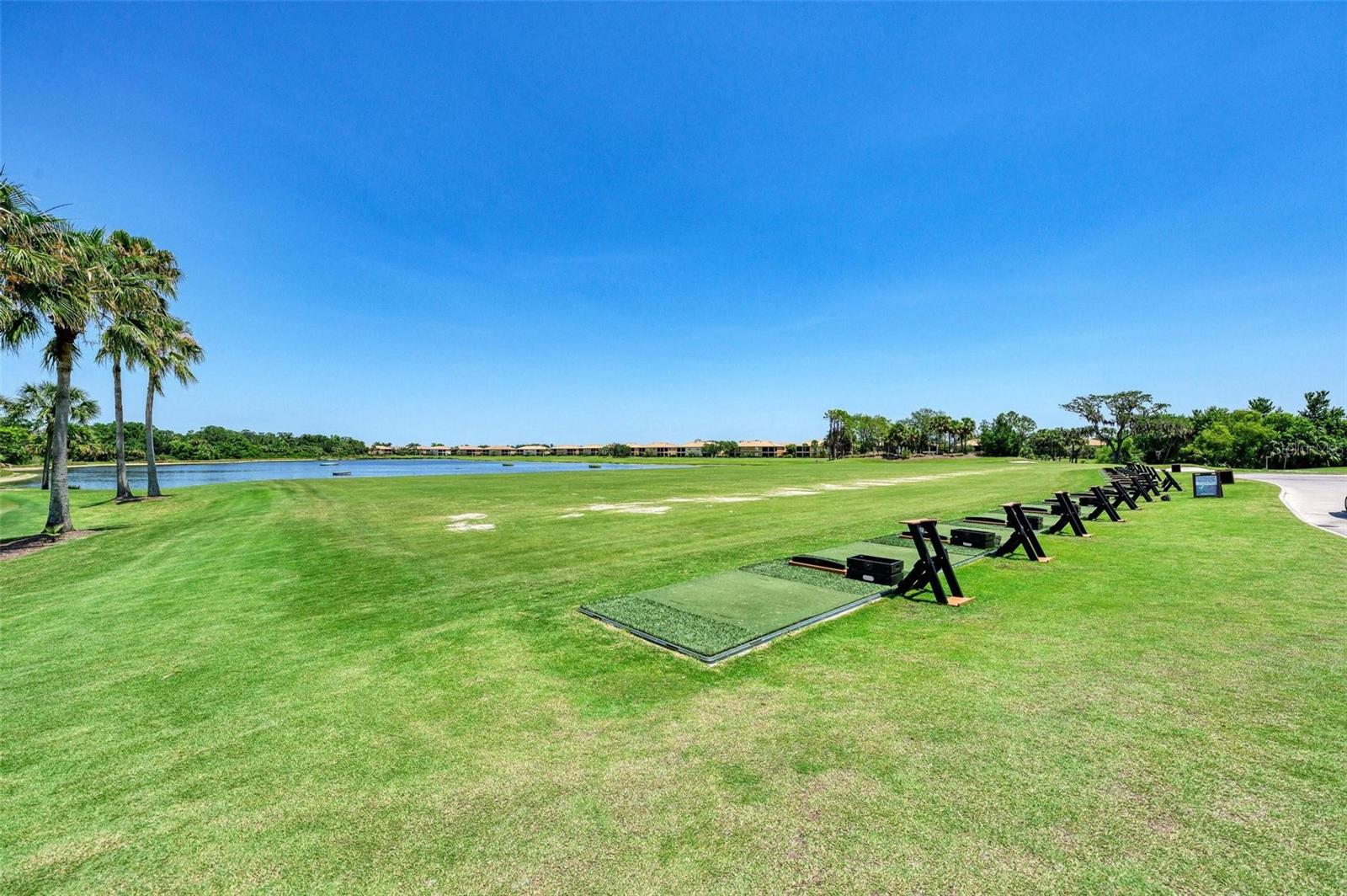 Image 31 of 40 For 350 River Enclave Court