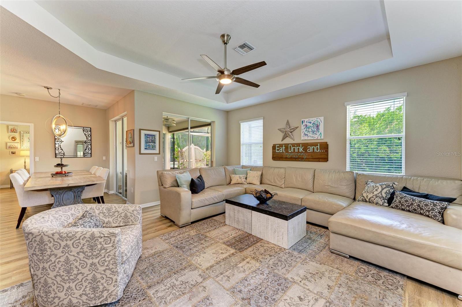 Image 4 of 40 For 350 River Enclave Court