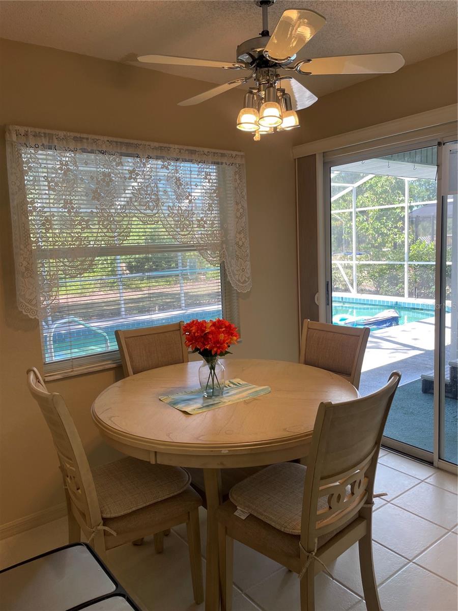 Image 21 of 46 For 10405 Sandrift Avenue
