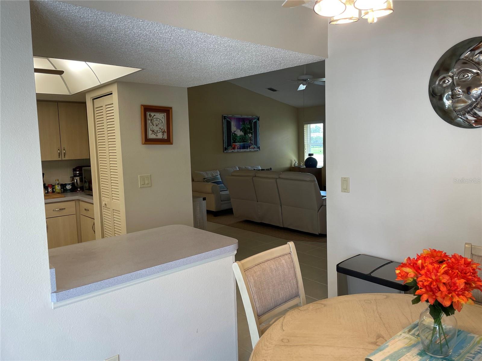 Image 22 of 46 For 10405 Sandrift Avenue
