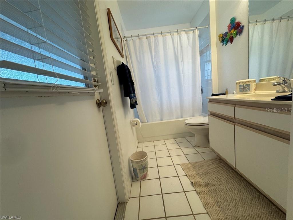 Image 19 of 29 For 17031 Coral Cay Lane