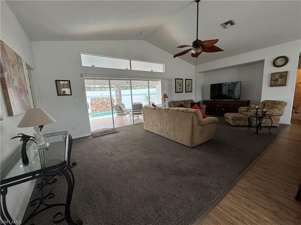 Image 7 of 29 For 17031 Coral Cay Lane