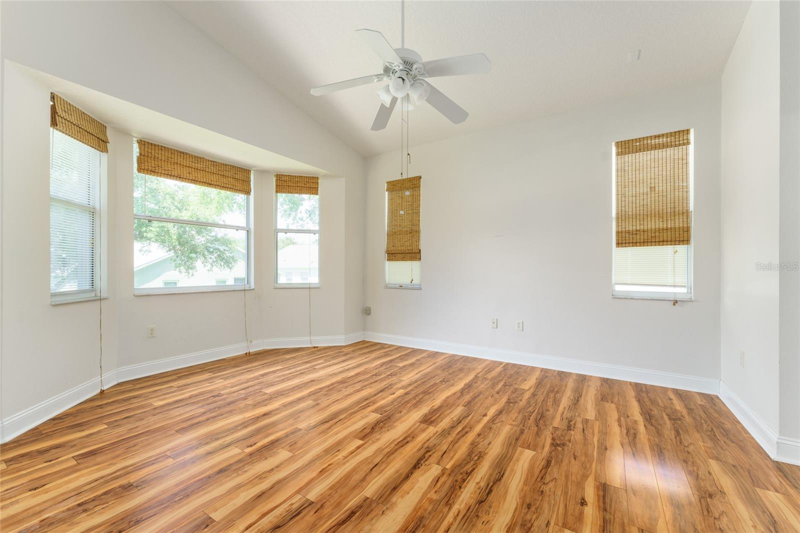 Image 15 of 44 For 777 Summit Greens Boulevard
