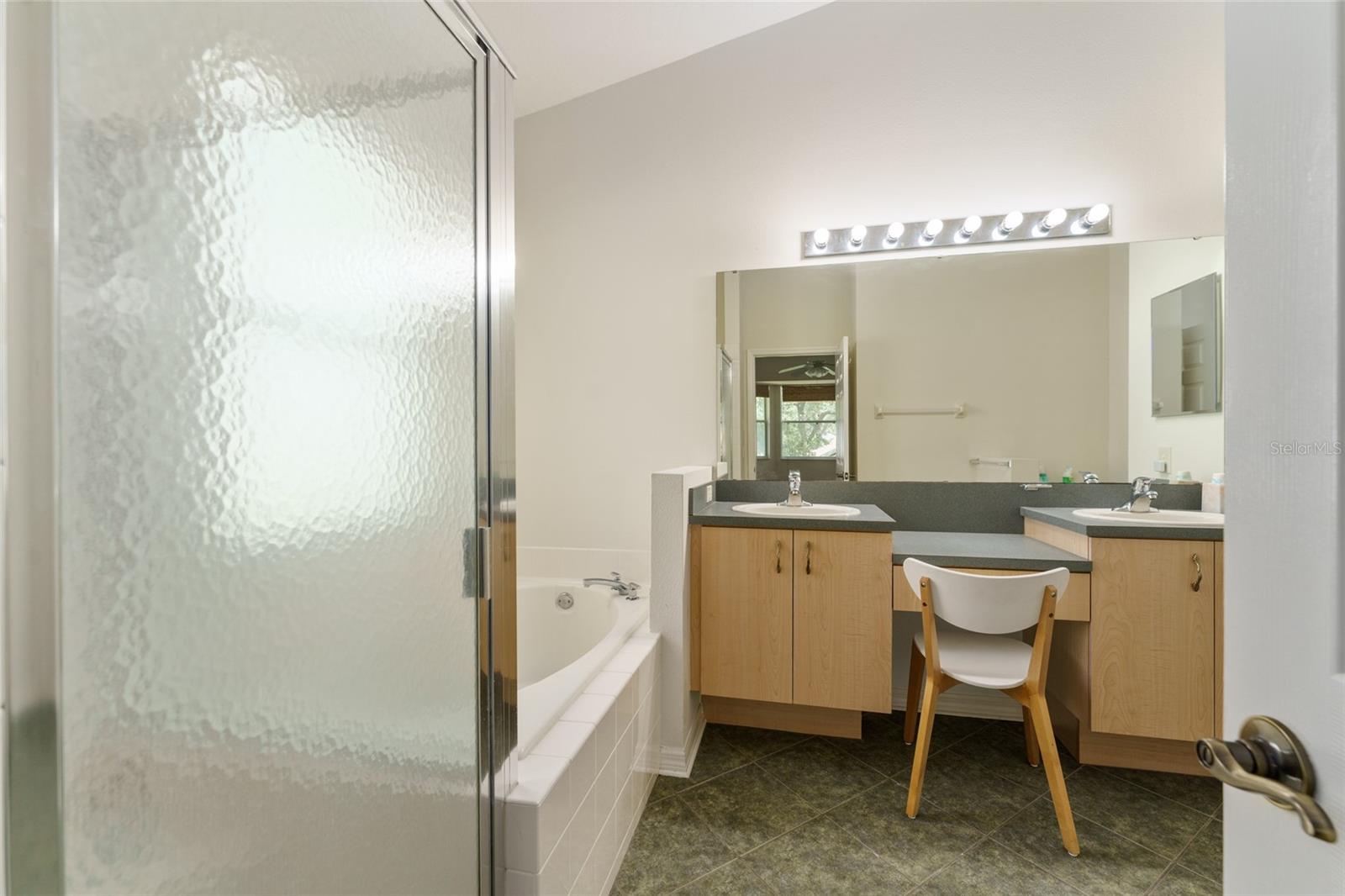 Image 17 of 44 For 777 Summit Greens Boulevard
