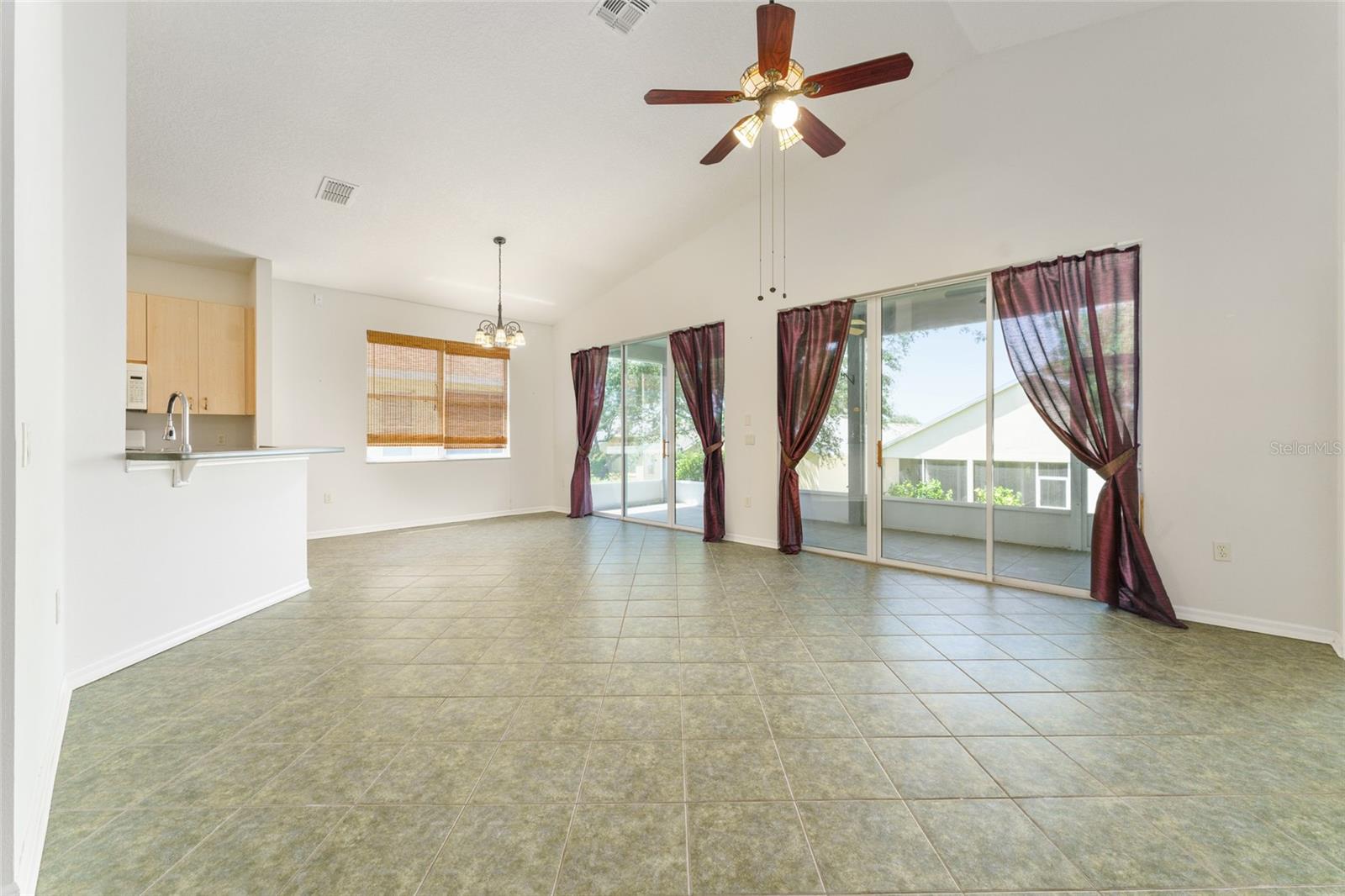 Image 4 of 44 For 777 Summit Greens Boulevard