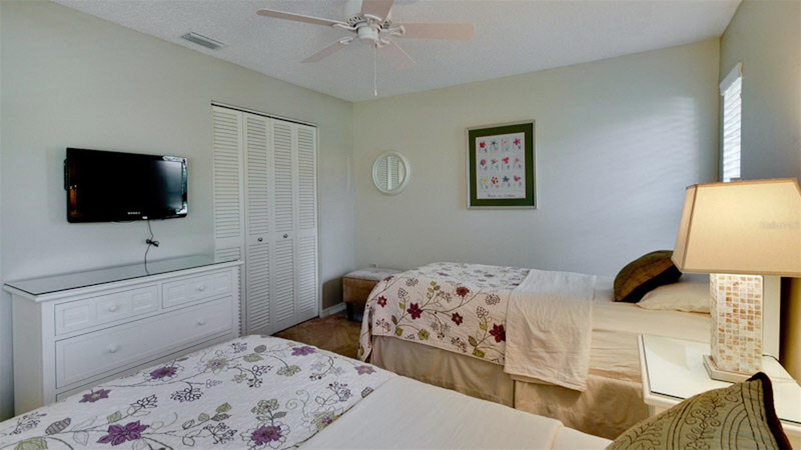 Image 18 of 38 For 7893 Timberwood Circle 183