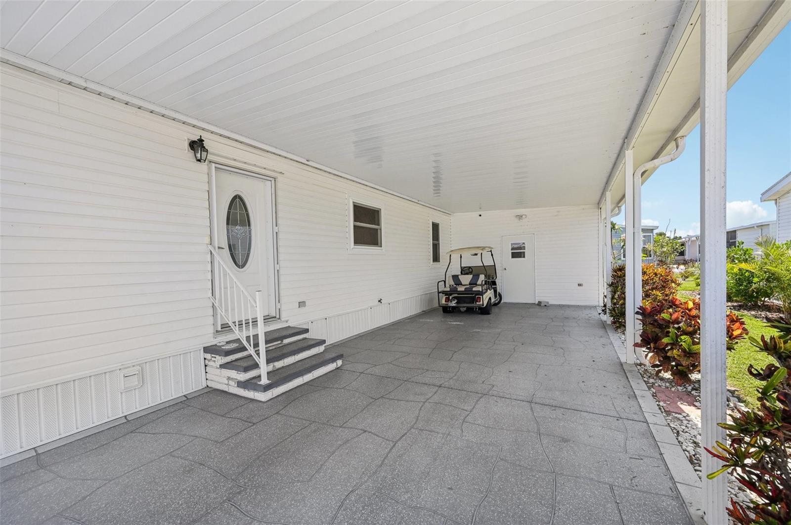 Image 24 of 35 For 9014 31st Avenue E