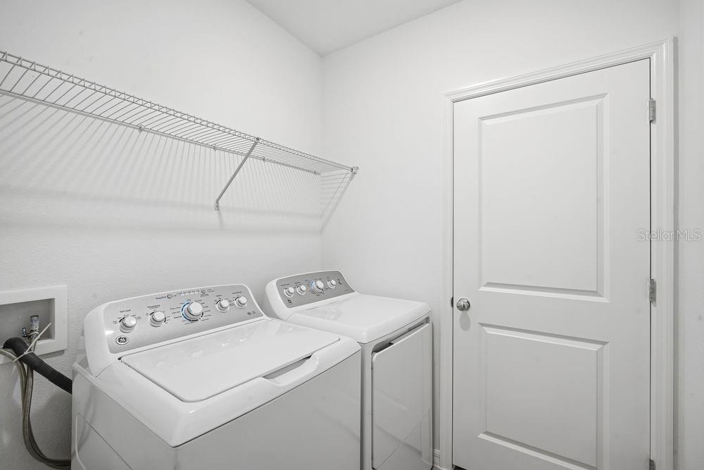 Image 24 of 41 For 13634 Tropical Breeze Way